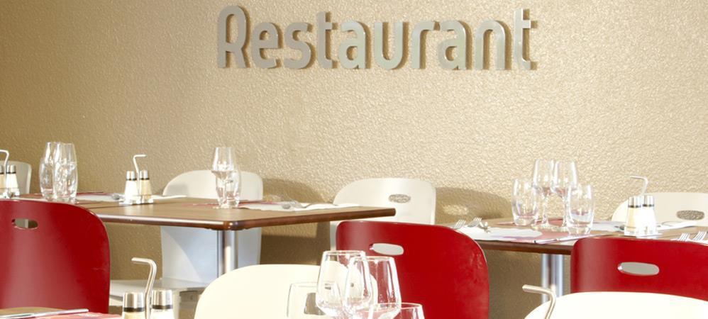 Campanile Avallon Sauvigny-le-Bois Restaurant foto